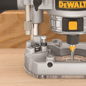 Купить Фрезер DEWALT  D 26203 фото №4