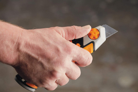 Купить Нож канцелярский Fiskars CarbonMax 25мм   1027228 фото №6